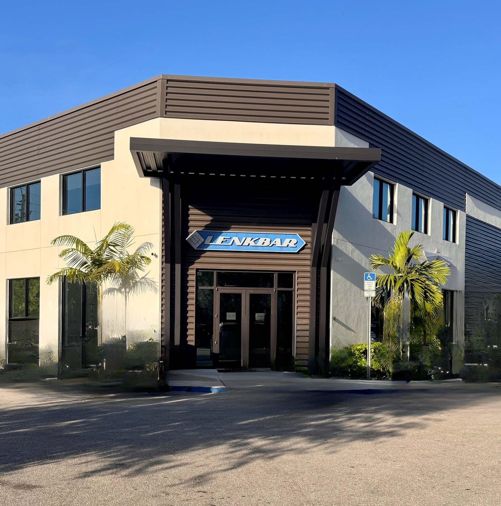 2705A Corporate Flight Dr, Naples, FL for lease Building Photo- Image 1 of 2
