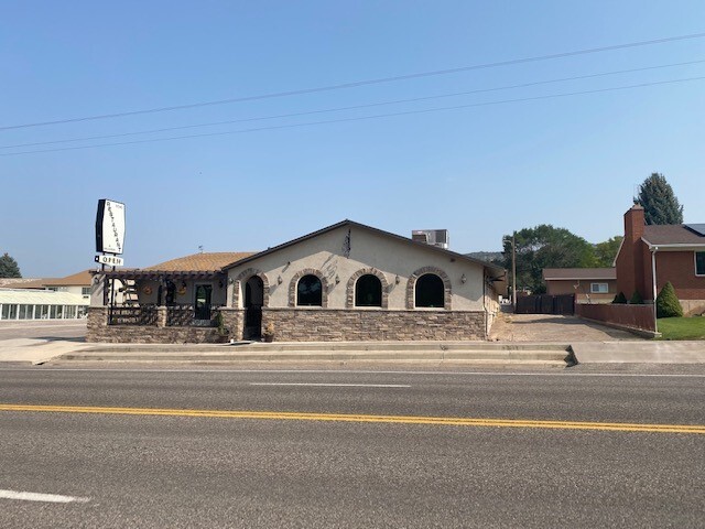 240 West Main, Bicknell, UT for sale - Building Photo - Image 3 of 22