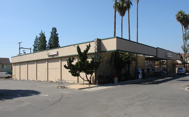 Plus de détails pour 1112 Walnut Ave, Tustin, CA - Commerce de détail à louer