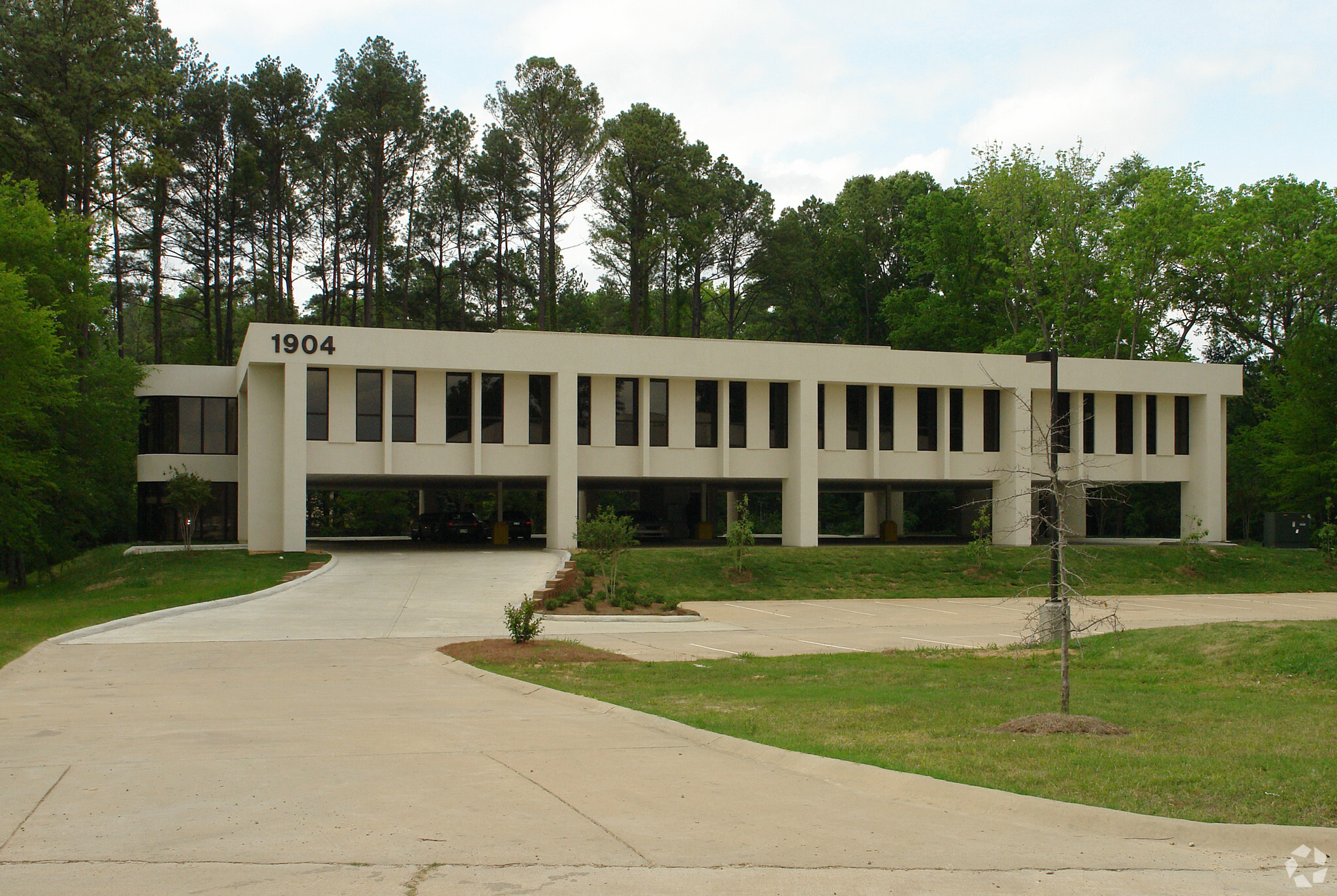 1904 Lakeland Dr, Jackson, MS à vendre Photo principale- Image 1 de 1