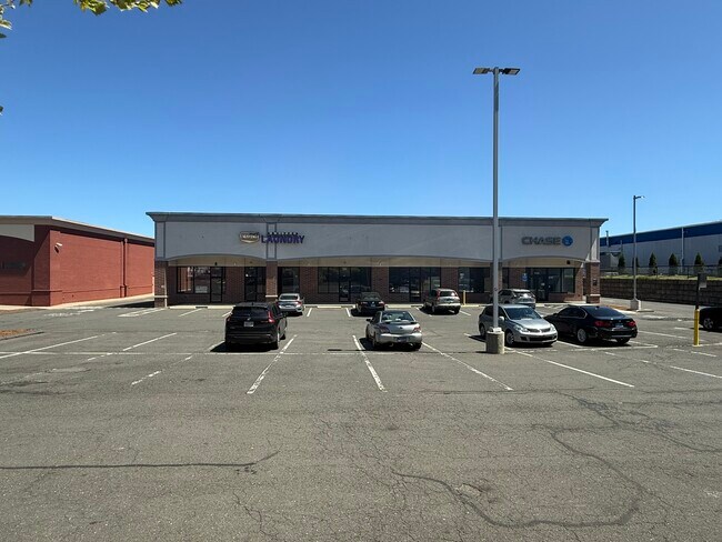 More details for 682-700 Wethersfield Ave, Hartford, CT - Retail for Lease