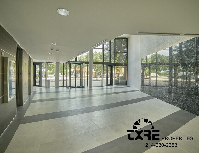 2401 E Randol Mill Rd, Arlington, TX à louer - Photo intérieure - Image 3 de 33