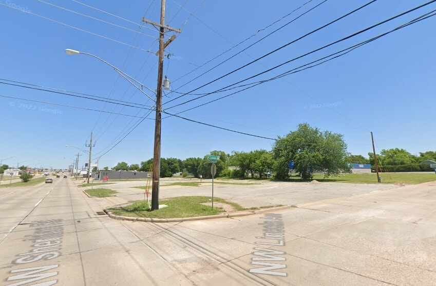 2201 NW Sheridan Rd, Lawton, OK for sale Building Photo- Image 1 of 4