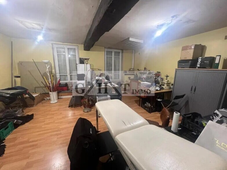 Commerce de détail dans Charenton-le-Pont à louer - Photo intérieure - Image 3 de 3