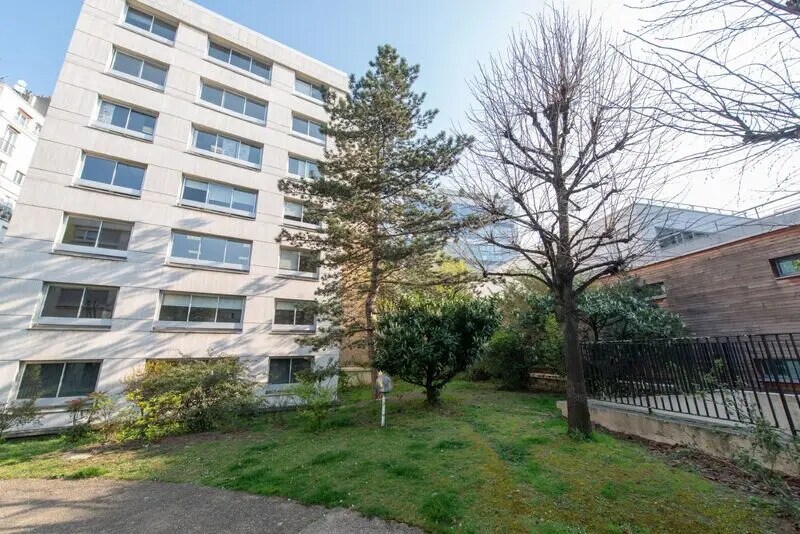 26 Rue Jacques Dulud, Neuilly-sur-Seine for lease Building Photo- Image 1 of 8