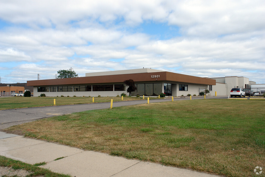 12901 Stephens Rd, Warren, MI for sale - Primary Photo - Image 1 of 1