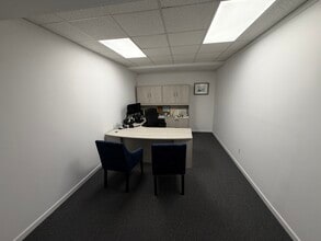 50 Main St, Hempstead, NY for lease Interior Photo- Image 2 of 17