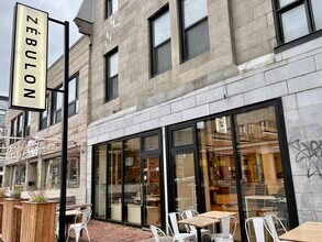 3999-4001 Rue Saint-Denis, Montréal, QC for lease Building Photo- Image 2 of 3