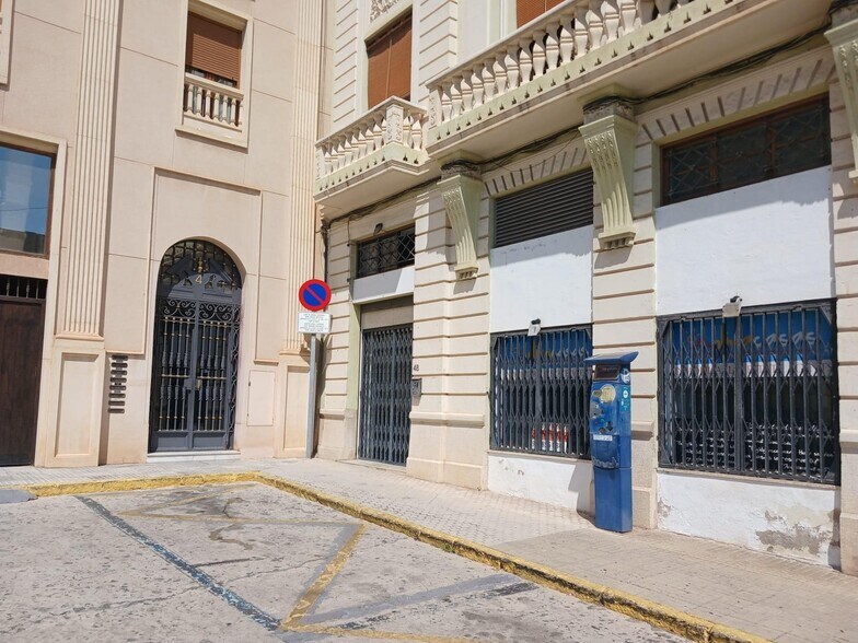 Retail in Oliva, Valencia for sale - Building Photo - Image 2 of 2
