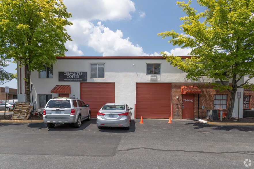 7644-7646 Fullerton Rd, Springfield, VA for sale - Building Photo - Image 2 of 3