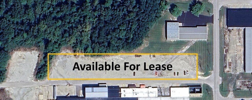 717 X St, Bedford, IN for lease - Building Photo - Image 2 of 8