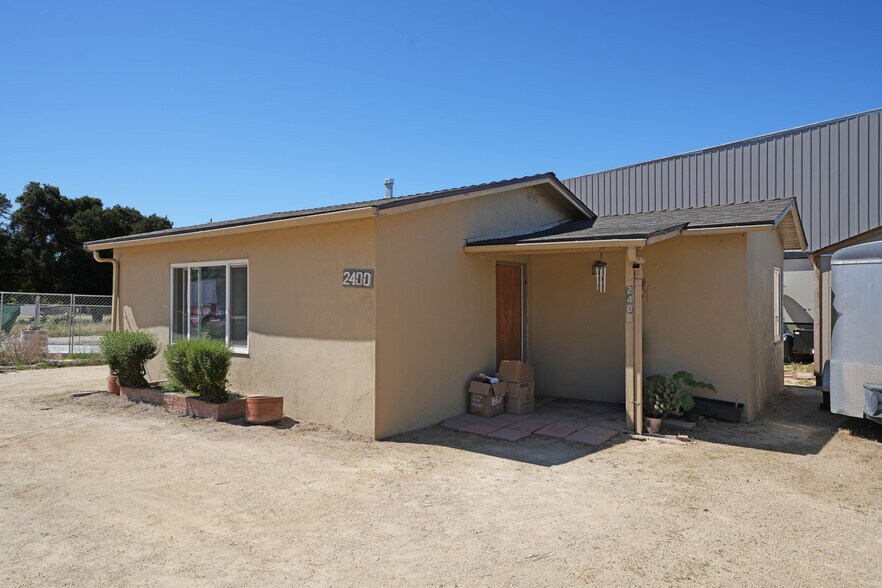 2400 El Camino Real, Atascadero, CA for sale - Building Photo - Image 2 of 16
