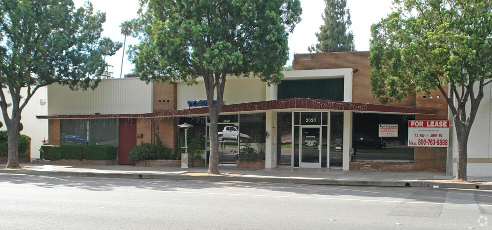 2020-2030 Huntington Dr, San Marino, CA à vendre - Photo du bâtiment - Image 2 de 12