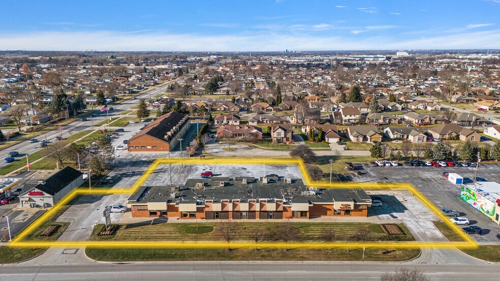 35111-35147 Dodge Park Rd, Sterling Heights, MI à louer - Photo du bâtiment - Image 2 de 5