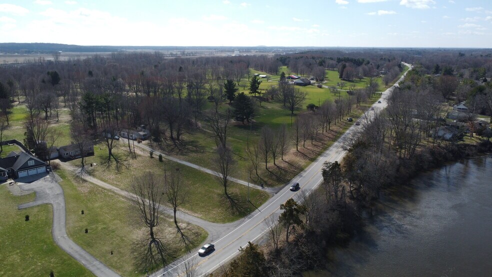 1415 SR 120, Bristol, IN à vendre - Photo du bâtiment - Image 3 de 7