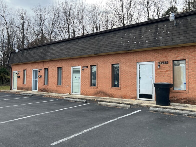 5820 Williamson Rd, Roanoke, VA for lease - Primary Photo - Image 1 of 1