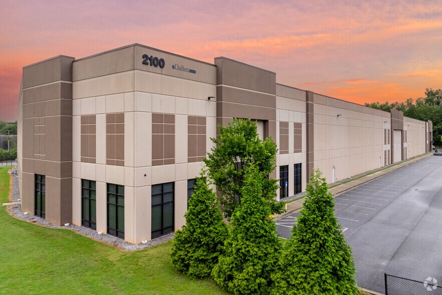 2100 S Martin St, East Point, GA for lease - Primary Photo - Image 2 of 5