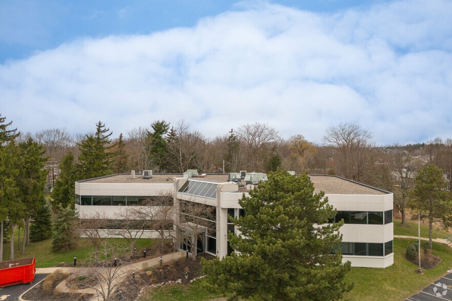 1 John James Audubon Pky, Amherst, NY for sale - Building Photo - Image 2 of 11