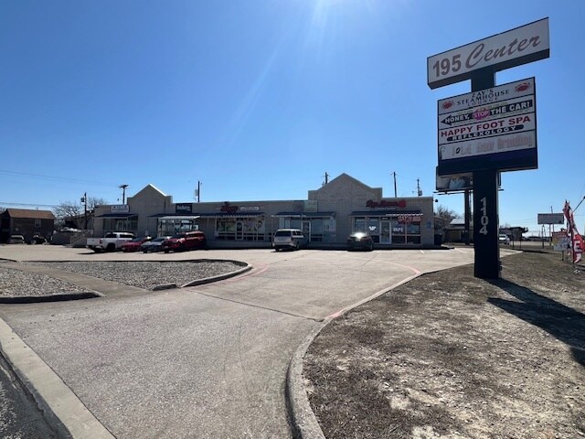 Plus de détails pour 1104 S Kathey Dr, Killeen, TX - Commerce de détail à louer