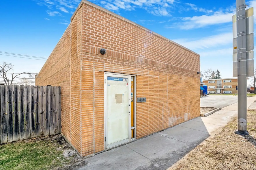 837 Mannheim Rd, Bellwood, IL for sale - Building Photo - Image 2 of 15