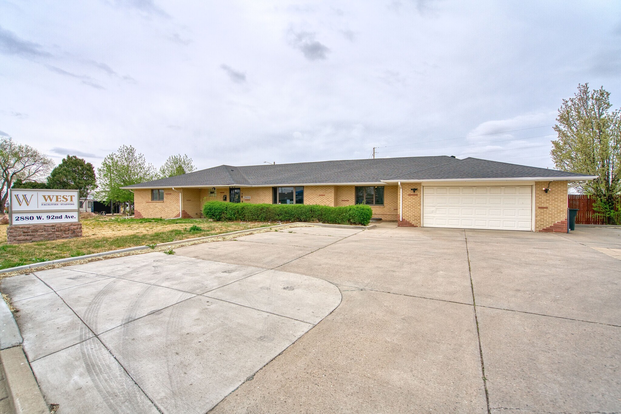 2880 W 92nd Ave, Federal Heights, CO à vendre Photo principale- Image 1 de 55