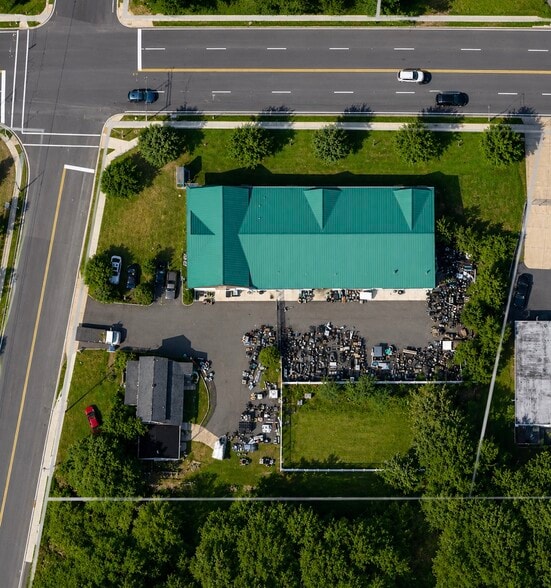 3502 W Bangs Ave, Neptune City, NJ à vendre - Photo du bâtiment - Image 2 de 10
