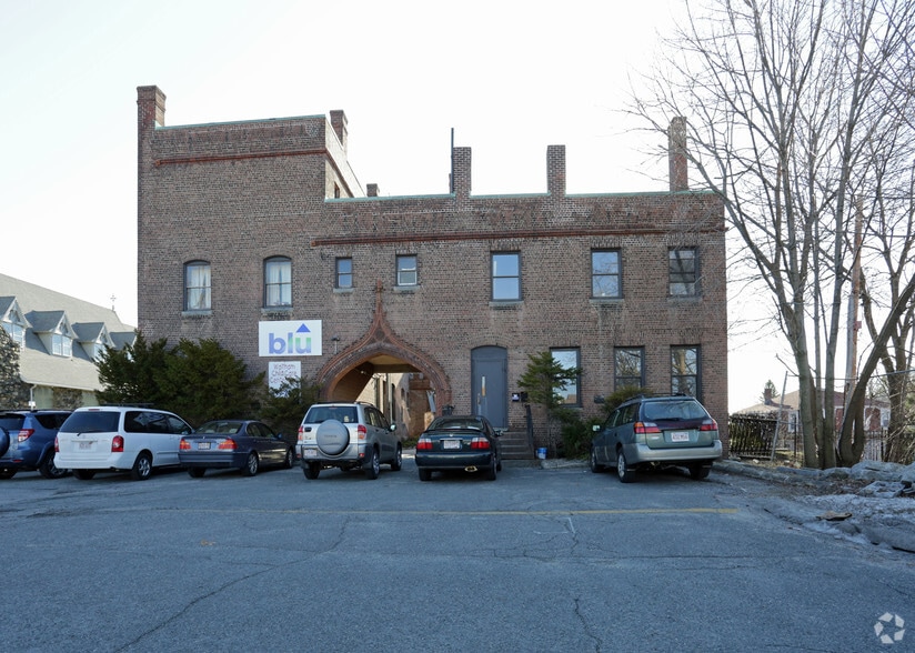 760 Main St, Waltham, MA à louer - Photo du bâtiment - Image 2 de 8