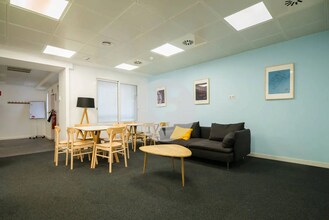 Office in Barcelona, Barcelona for lease Interior Photo- Image 2 of 5