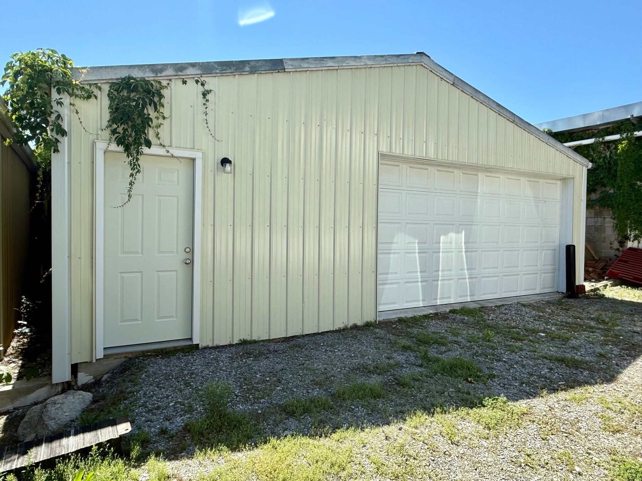103 N High St, Franklin, KY for sale Primary Photo- Image 1 of 2