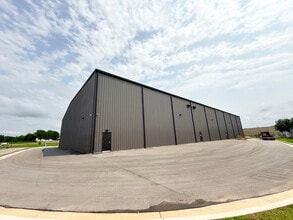 1816 N 109th East Ave, Tulsa, OK for lease Building Photo- Image 2 of 4