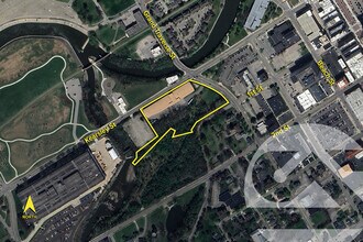 501 W Kearsley St, Flint, MI - Aérien  Vue de la carte