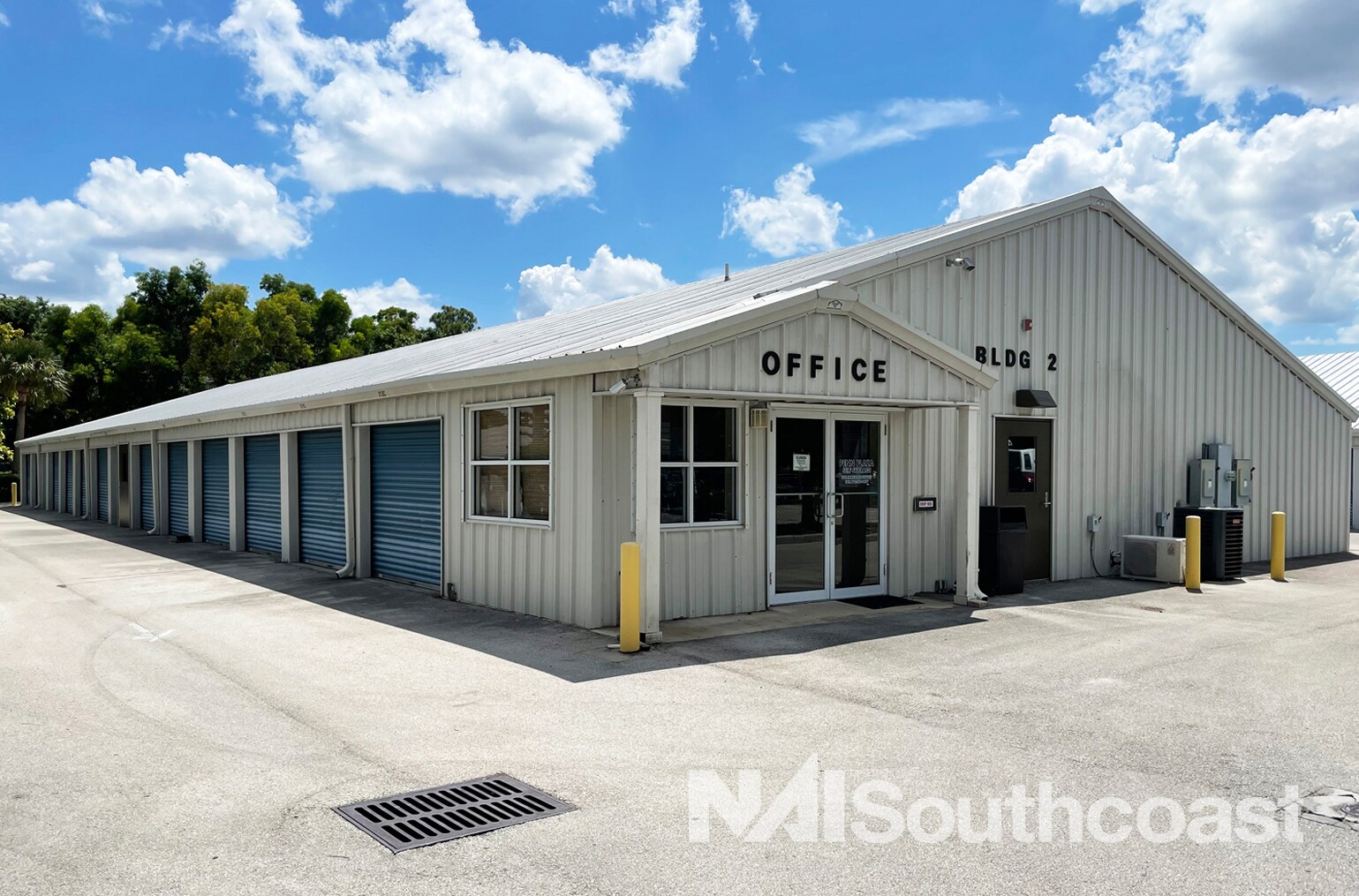 1180 Se Monterey Rd, Stuart, FL for sale Primary Photo- Image 1 of 11