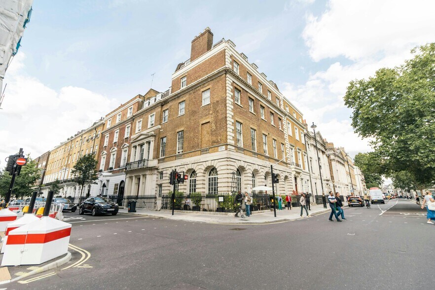 2 Harley St, Londres à louer - Photo du bâtiment - Image 1 de 13