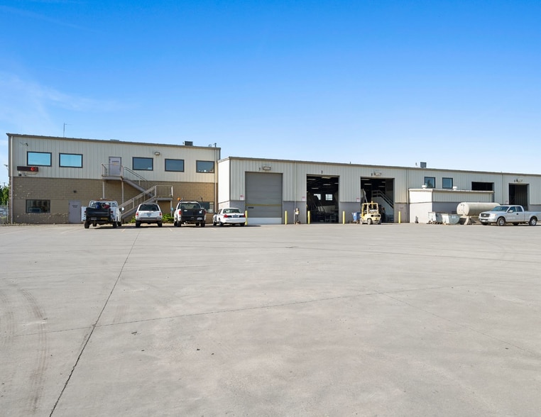 24001 NE Sandy Blvd, Troutdale, OR for lease - Building Photo - Image 3 of 10