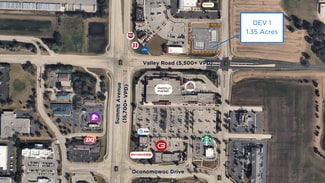 More details for 1890 Old School House Rd, Oconomowoc, WI - Retail for Lease