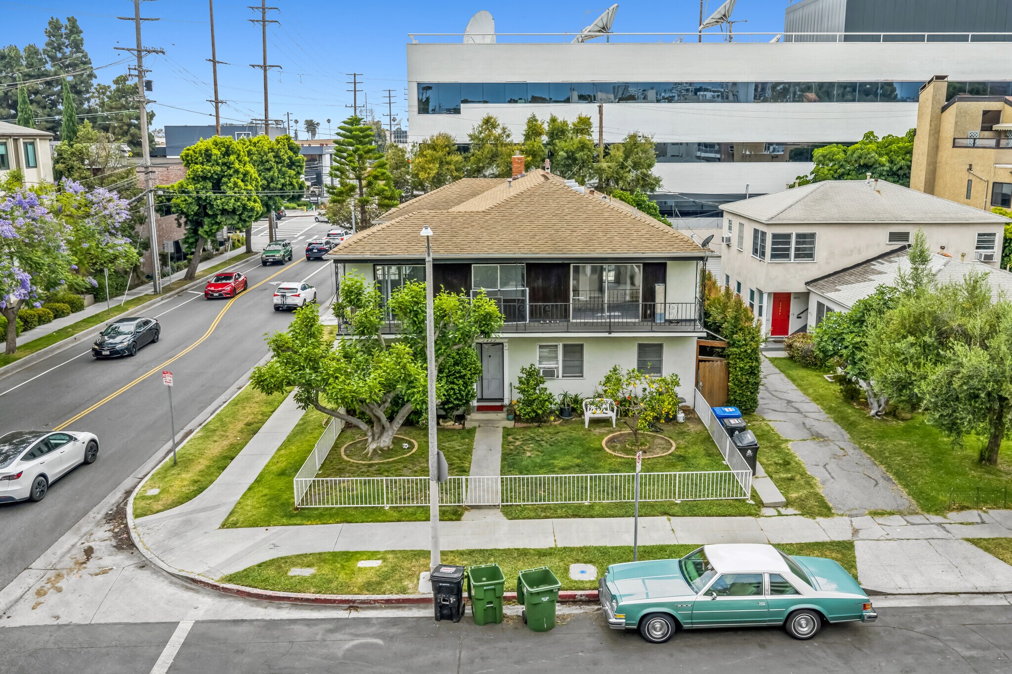 11061 Ohio Ave, Los Angeles, CA à vendre Photo principale- Image 1 de 5