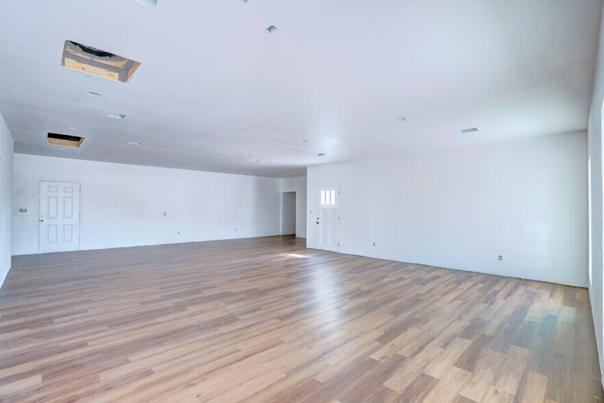 4700 Barbara Rd, River Oaks, TX à vendre - Photo du bâtiment - Image 2 de 13