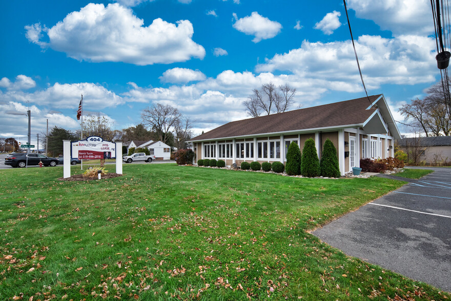 404 Troy Schenectady Rd, Latham, NY for lease - Building Photo - Image 3 of 37