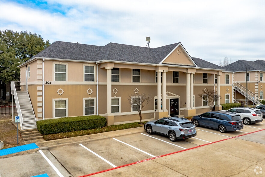 303 S Jupiter Rd, Allen, TX for lease - Building Photo - Image 1 of 6