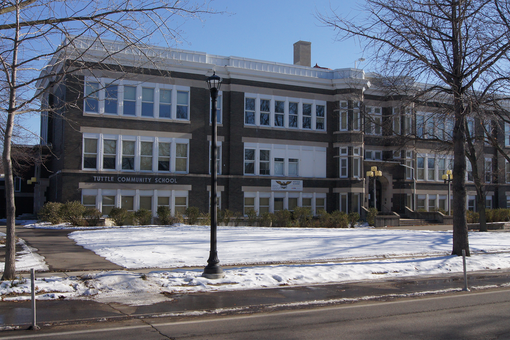 1042 18th Ave SE, Minneapolis, MN for lease Building Photo- Image 1 of 41