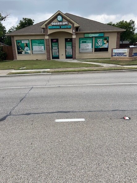 611 N Macarthur Blvd, Irving, TX for sale - Building Photo - Image 2 of 14