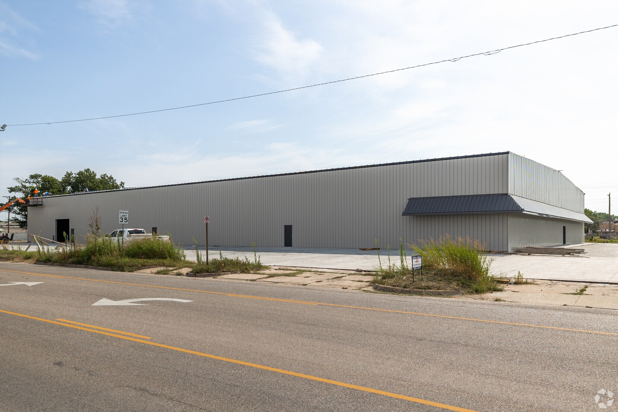1028 N Mosley St, Wichita, KS for lease Primary Photo- Image 1 of 3