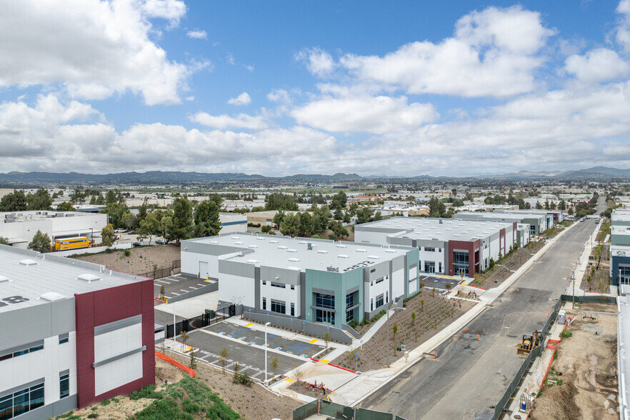 42672 Avenida Alvarado, Temecula, CA for sale - Building Photo - Image 3 of 9