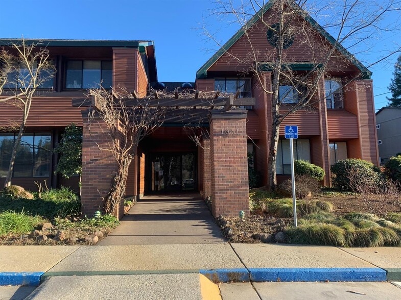 1061 E Main St, Grass Valley, CA for sale - Building Photo - Image 3 of 49