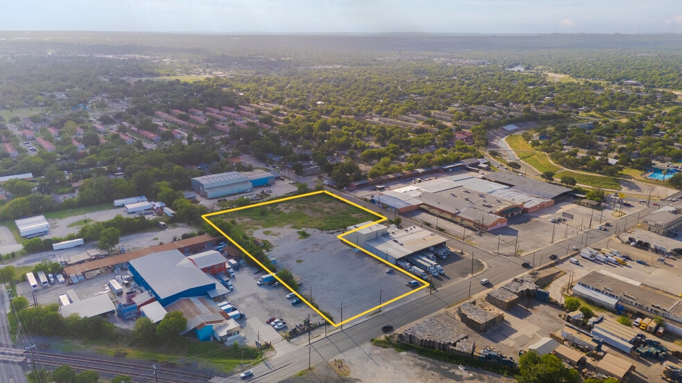 1625 S Zarzamora St, San Antonio, TX for lease - Building Photo - Image 3 of 10