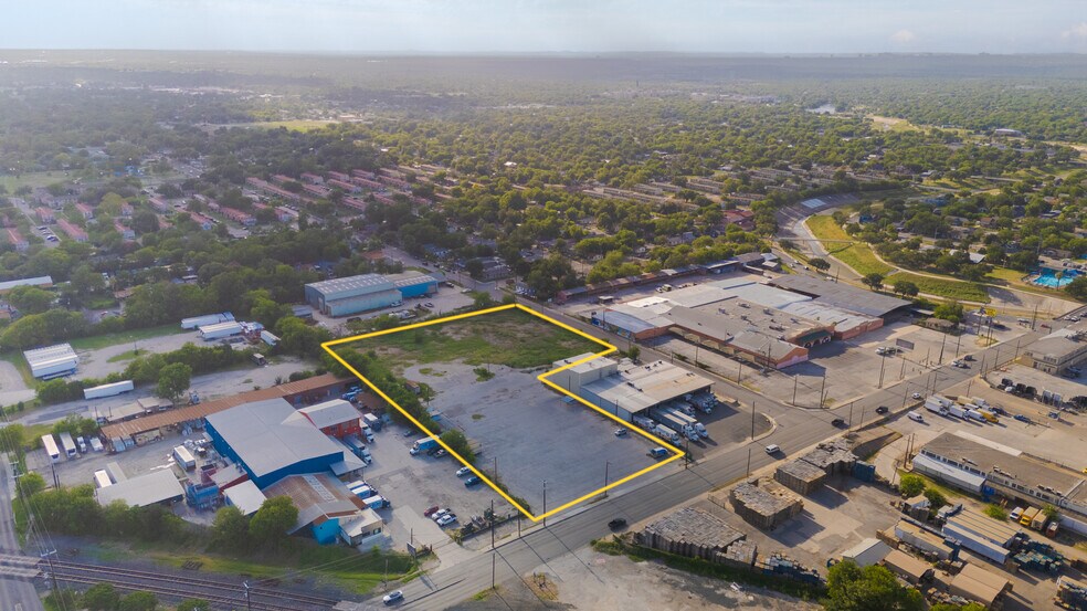 1625 S Zarzamora St, San Antonio, TX à louer - Photo du bâtiment - Image 3 de 10