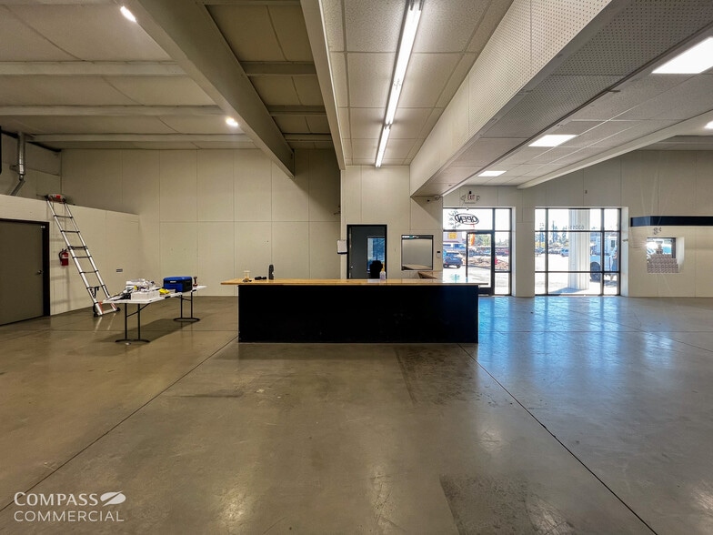 63011 N Highway 97, Bend, OR for lease - Interior Photo - Image 2 of 6