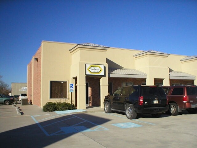 810 W Highway 30, Gonzales, LA for lease - Building Photo - Image 2 of 21