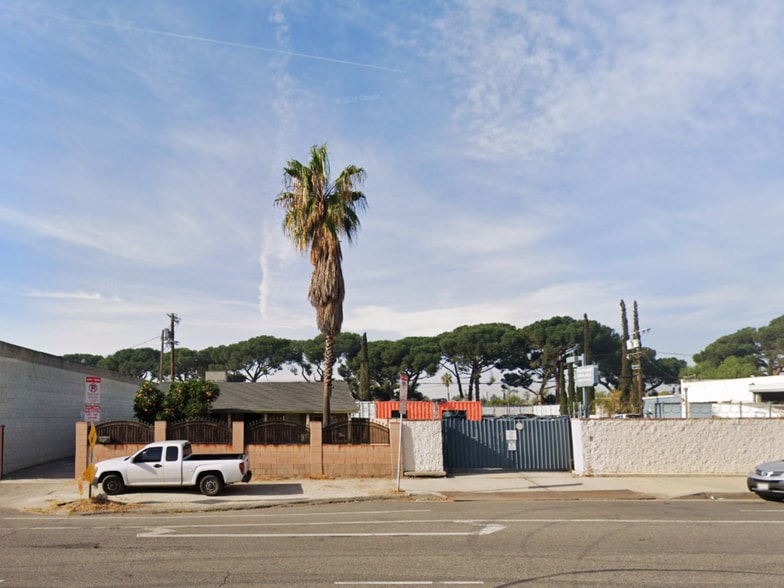 7317 Clybourn Ave, Sun Valley, CA for sale - Primary Photo - Image 1 of 51