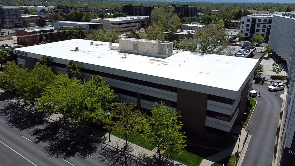 376 E 400 S, Salt Lake City, UT à louer - Photo du bâtiment - Image 3 de 13